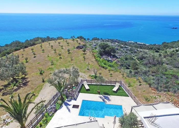 Souda Bay Cottage
